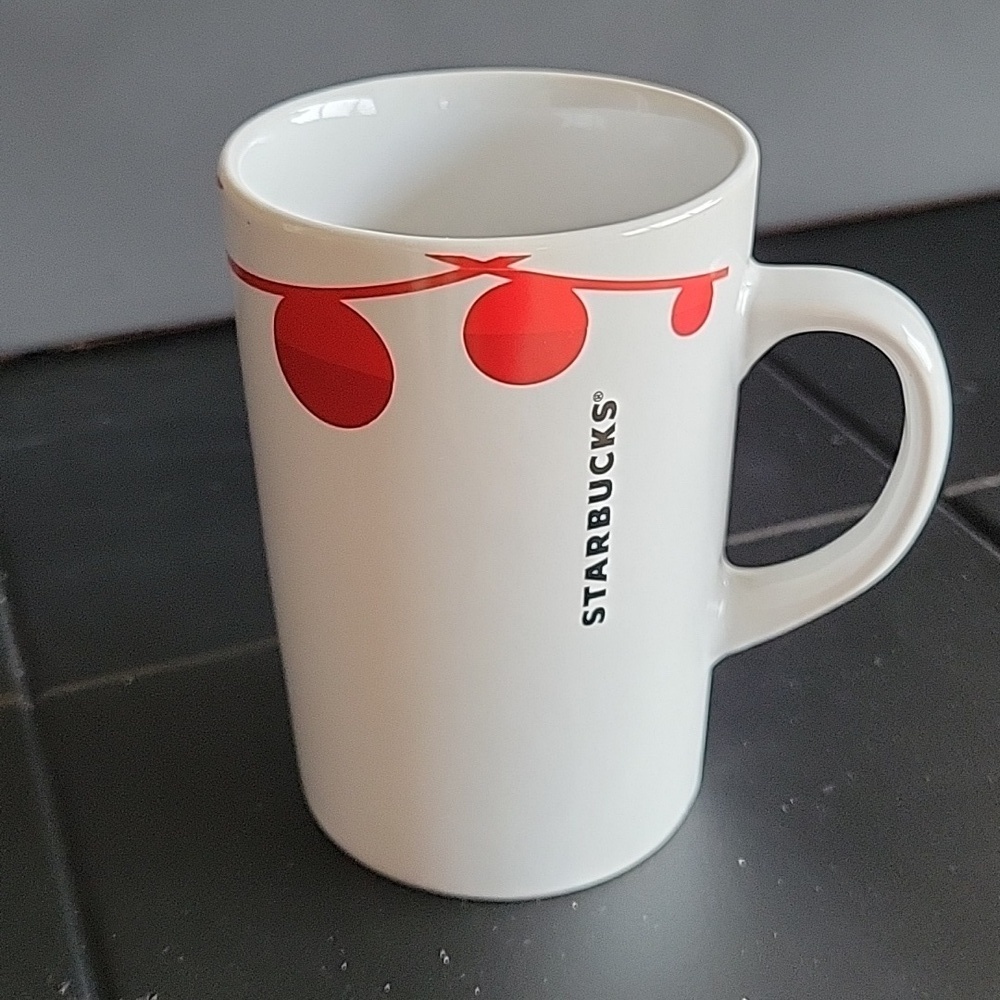 Starbucks Christmas 10.8 oz coffee mug, 2012